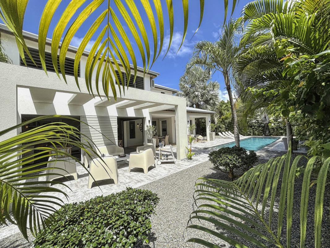 26.Location villa 3 chambres piscine Saint François Guadeloupe_Ensemble